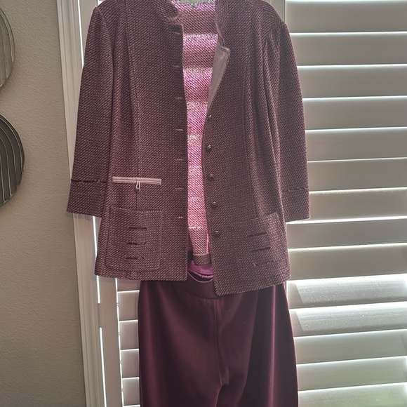 st john collection Jackets & Blazers - St John collection Purple plum Blazer Structured Suit Jacket and pants stylish